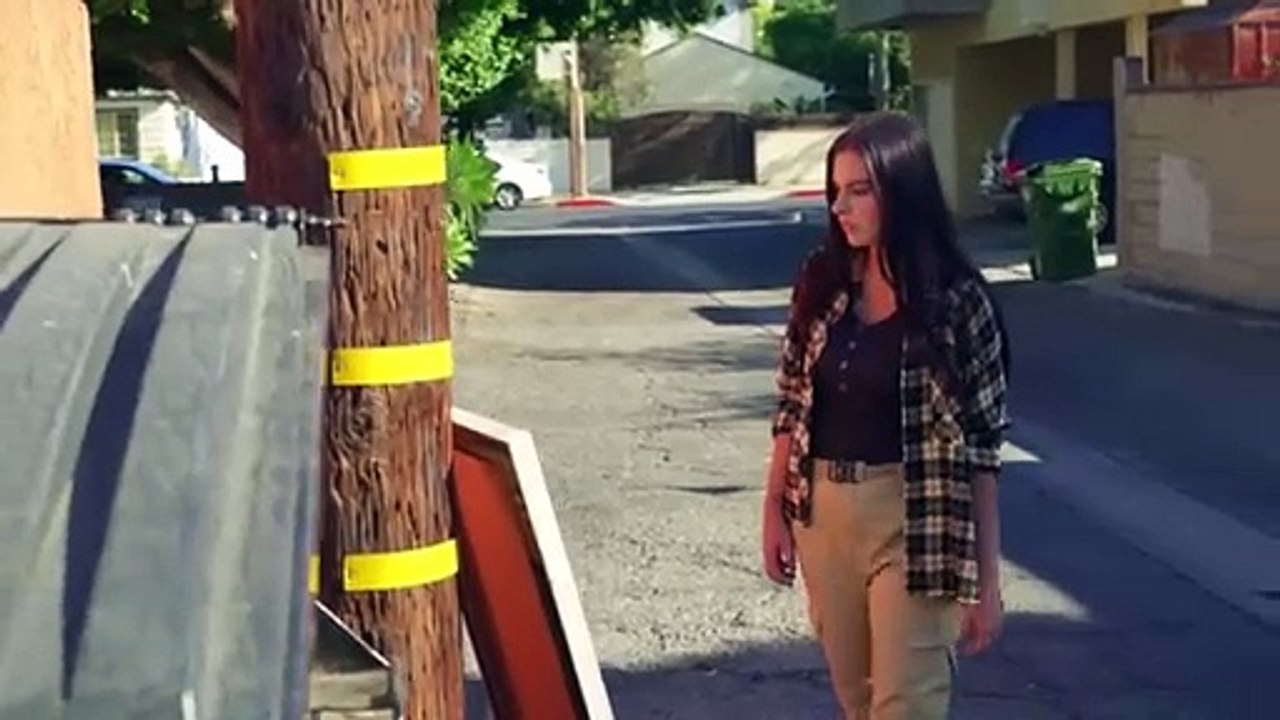 Don't Look in the Mirror - Short Horror Film