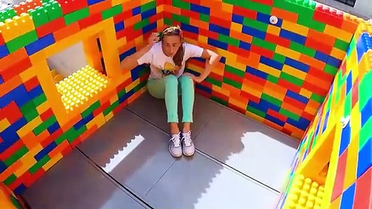 व्लाद और निकी और उनके जीवन से अच्छे व्यवहार के बारे में उपयोगी कहानियां