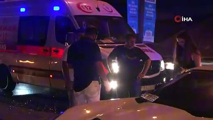 15 milyonluk lüks araç ticari taksiye çarptı: 1 kişi yaralandı