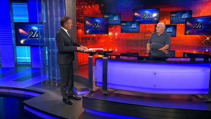 Posnetki nedeljskega incidenta razkrivajo brutalen napad na poliste (VIDEO)