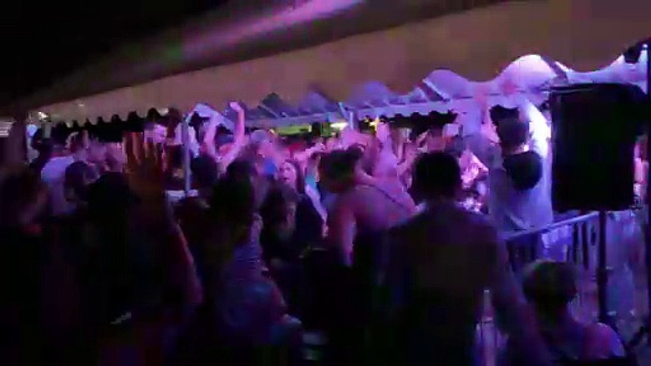 Crêches-sur-Saône : ambiance au bal du 15 août