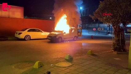 Skuter bataryalarının taşındığı araç alev alev yandı