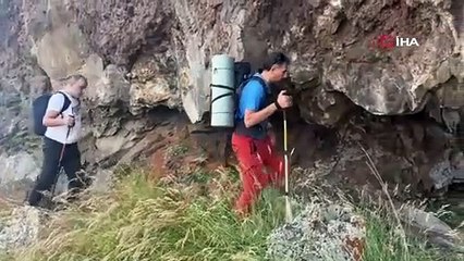 3 bin metre yükseklikte kale böyle görüntülendi