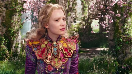 Alice Through the Looking Glass - 04 - there is the girl again