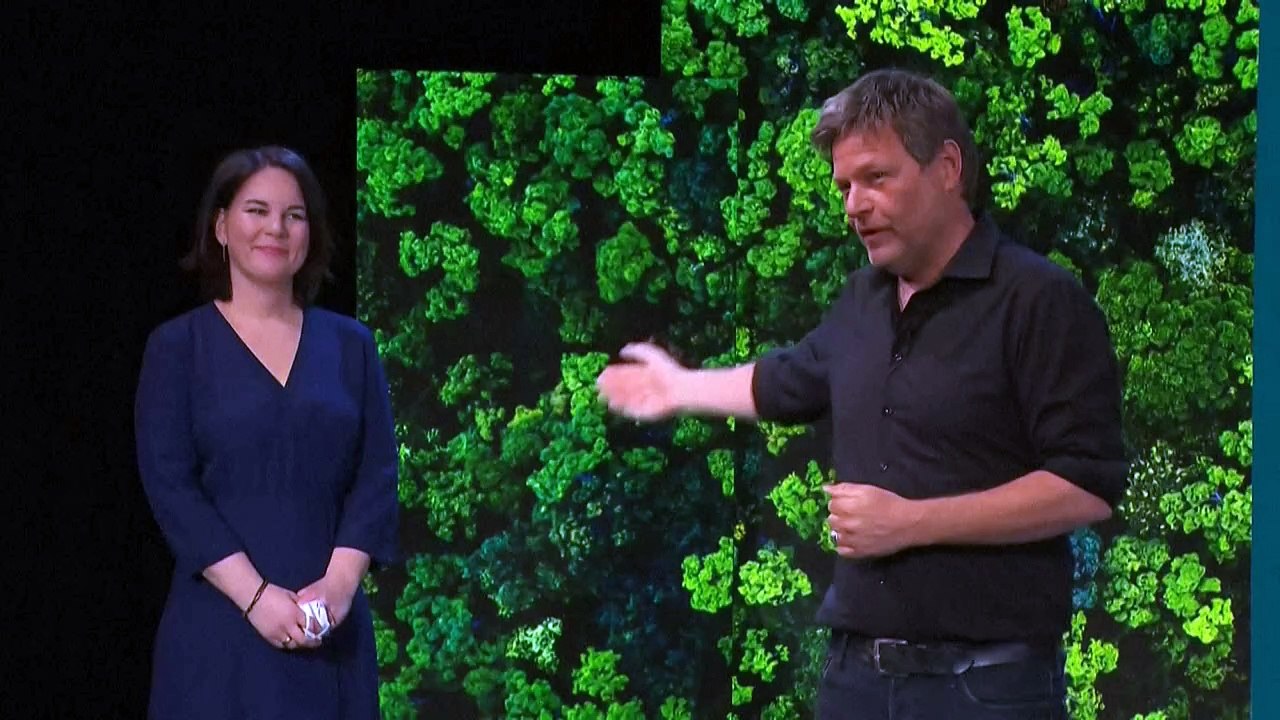 Habeck bringt sich als Grünen-Kanzlerkandidat ins Gespräch