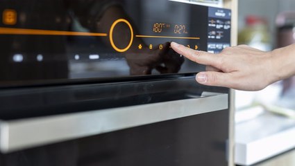 10 Things You Should Never Put In The Oven