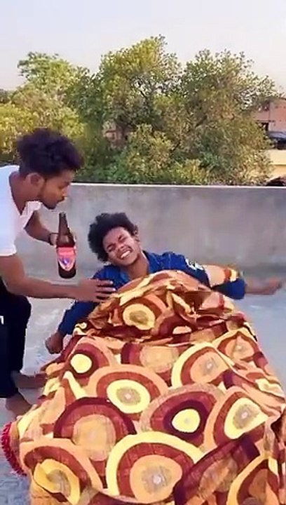 चाय_पिएंगे_हम_तो_#comedy_#surajroxfunnyvibeo_#vikram_#realfools_#chai_#dosti_#chailover(360p)