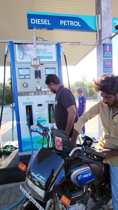 One Day Petrol Bunk Boy!!