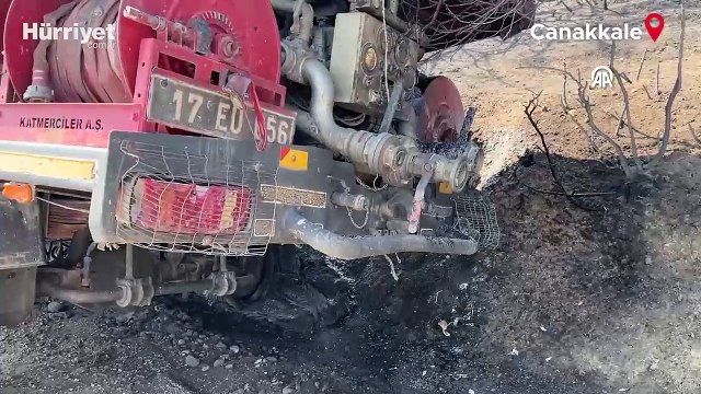 Çanakkale'nin Eceabat ilçesindeki orman yangını Anzak mezarlığına sıçradı