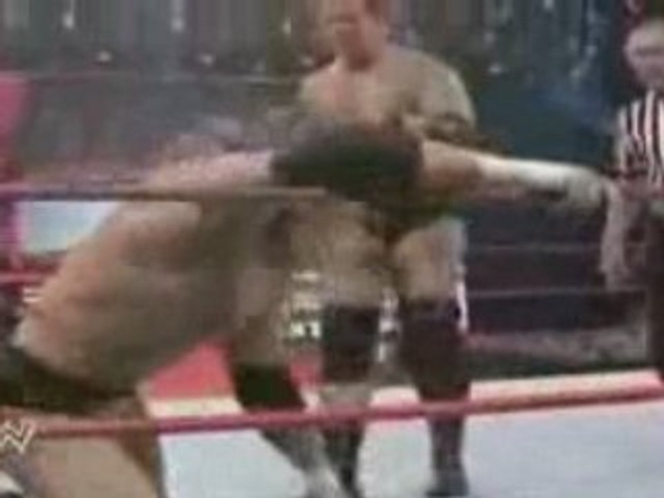 RAW 14/04/08: Triple H vs John Bradshaw Layfield
