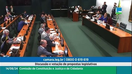 Deputado baiano fica irritado após ter horário de almoço suspenso: “Isso aqui não é roça”