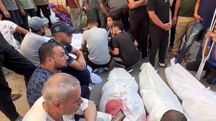 Descargar video: Los muertos palestinos en Gaza superan los 40.000 en poco más de diez meses de guerra