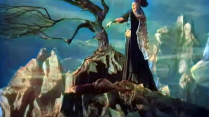 Brünnhilde Sings Like Vanessa!