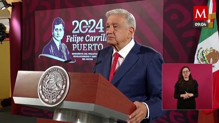 AMLO exhibe foto de Calderón con Sandra Cuevas en Madrid; "lo invitó a formar un partido"