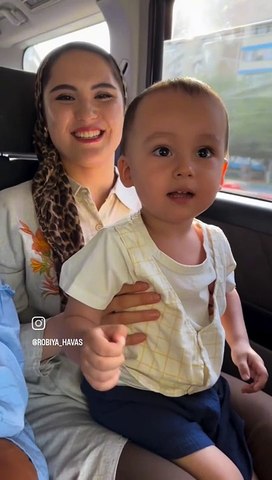 Baby singing the song