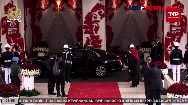 Gaya Presiden Jokowi Hadiri Sidang Tahunan, Kenakan Baju Adat Betawi