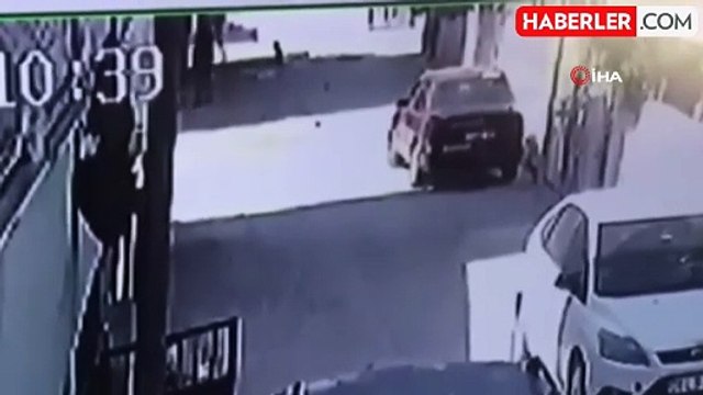 Sokakta oyun oynayan 4 yaşındaki Elif'in ölümüne neden olan feci kaza kamerada