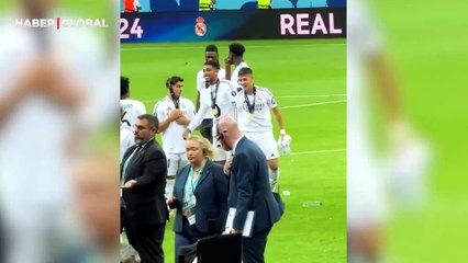 Jude Bellingham Arda Güler'e böyle takıldı