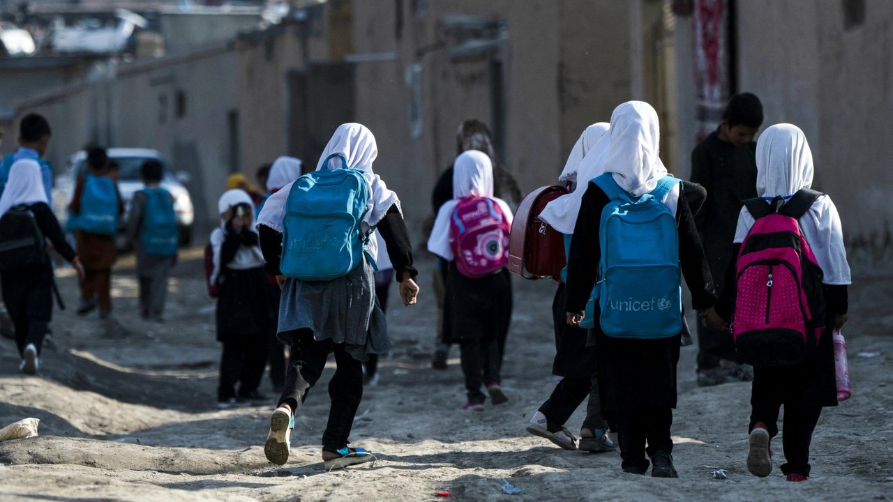 Taliban verbietet 1,4 Millionen Mädchen den Schulbesuch