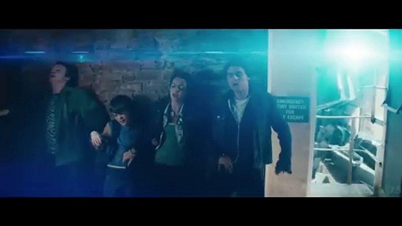 Alien Robots Conquer The Entire Earth in 11 Days and Turn Humans into Slaves(720P_HD)