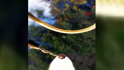 Karşıyaka'daki orman yangınına, havadan müdahale başladı