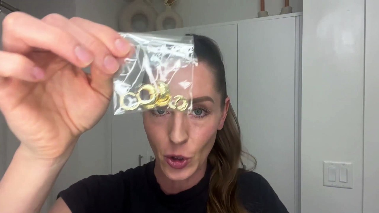 VIROMY Gold Hoop Earrings Set