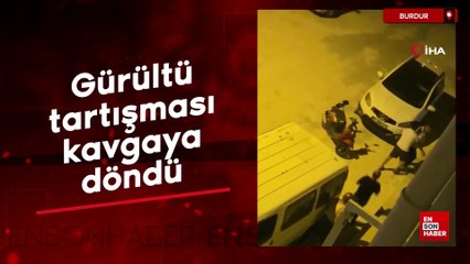 Burdur’da gürültü tartışması kavgaya döndü, 2 kişi bıçaklandı