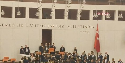 TBMM'de yumruklu kavga çıktı: AKP'liler TİP Milletvekili Ahmet Şık'a saldırdı