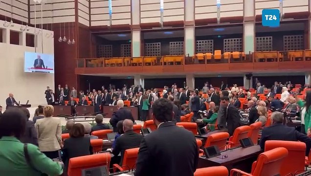 Meclis'teki Can Atalay oturumunda kavga; yumrukların arasında kalan Gülistan Kılıç Koçyiğit yaralandı