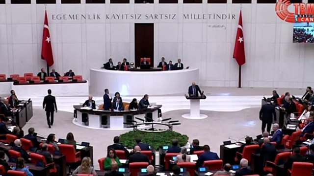 Ahmet Şık Meclis’te olay çıkardı! Teröristin avukatı haysiyet dersi vermeye kalkarsa...