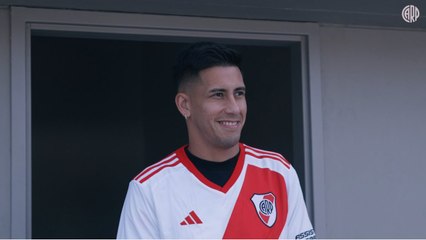 El primer día de Maximiliano Meza en River: Presentación, autógrafos y entrenamiento