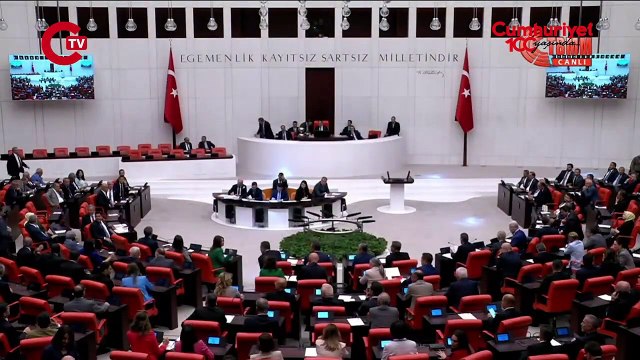Eski AKP'li vekilden Meclis'te ters köşe! _Lehinize konuşacağım sandınız ama..._