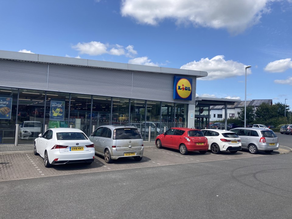 WOOLWELL LIDL