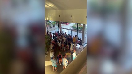 Tourists sprint from queue to claim best sunbeds at hotel