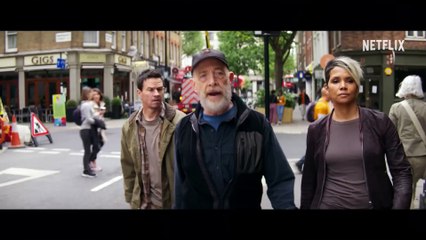 Bande-annonce The Union / The Union : Halle Berry, une horrible diva sur le tournage du film de Netflix ? Mark Wahlberg met les choses au clair, "Elle est finalement exactement..."