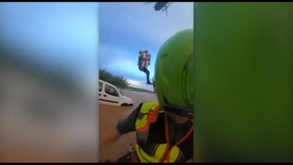 Alluvione a Minorca, persone salvate in elicottero