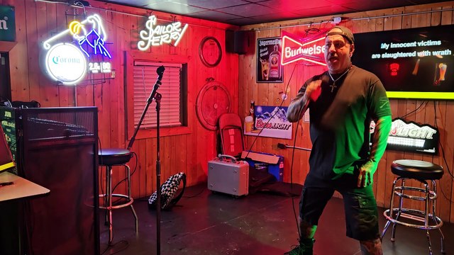 IRON MAIDEN - KILLERS (PERFORMED AT SCOREZ)