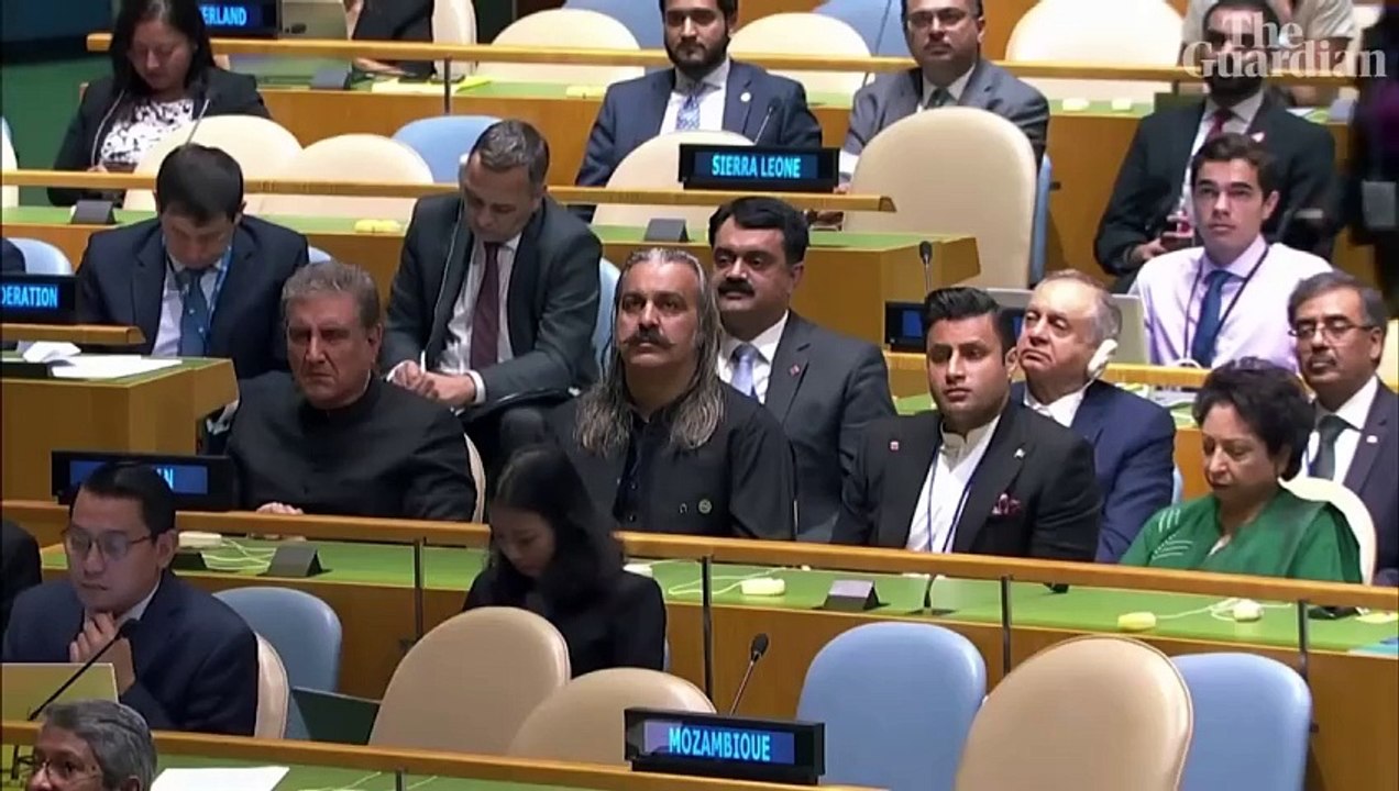 Imran Khan warns of potential nuclear war in Kashmir