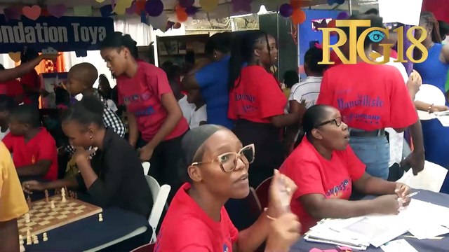 Frantz Duval manifeste satisfaksyon'l fas ak reyalizasyon 30èm edisyon ''Livres en Folie''