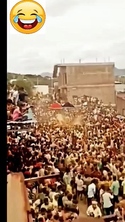 People Fall Funny