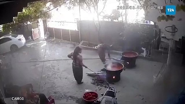 Salça kazanı patladı