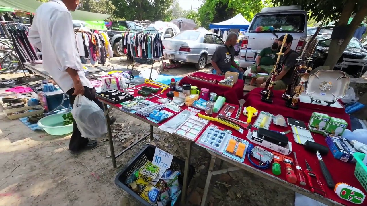 Flohmarkt in Chiang Mai #flohmarkt #krammarkt #attraktion #thailand #asien #trödelmarkt