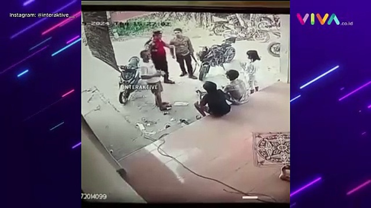 Oknum Polisi Bawa Laras Panjang, Tampar Warga G...