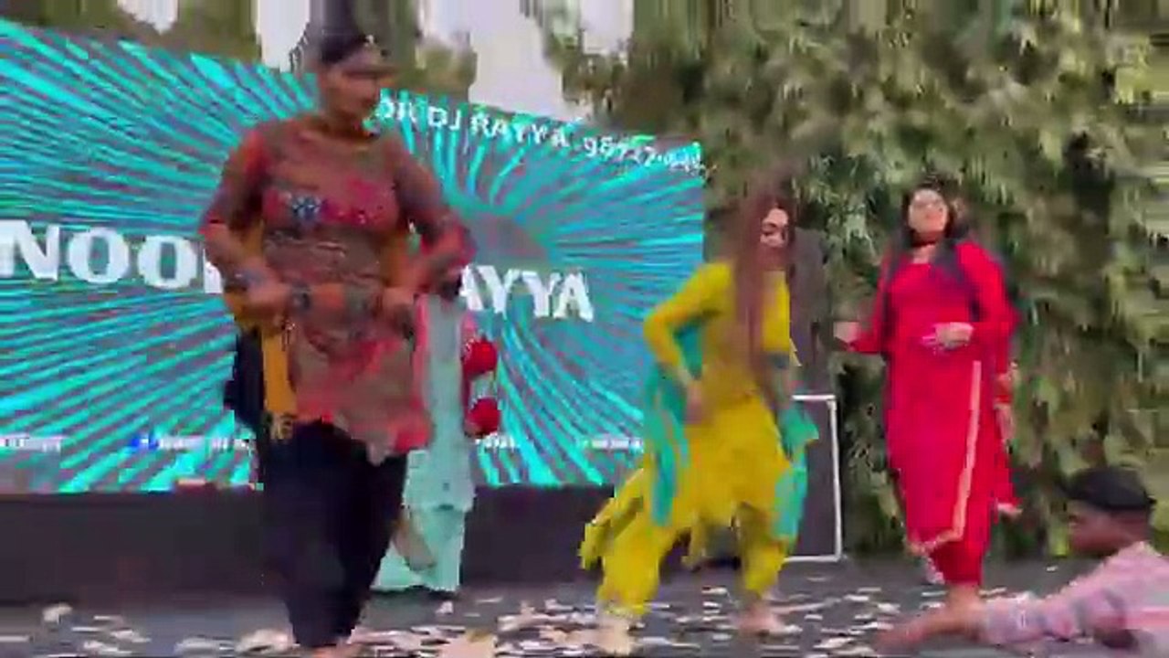 Best_Bhangra_Group____Top_Punjabi_Models_2023_____Noor_DJ_Amritsar___Punjabi_Orchestra_Dancers(360p)