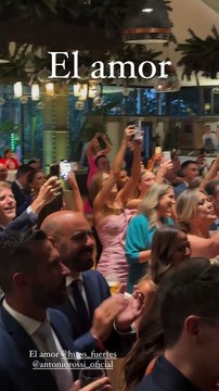 Nos colamos en la espectacular boda de Antonio Rossi y Hugo Fuertes