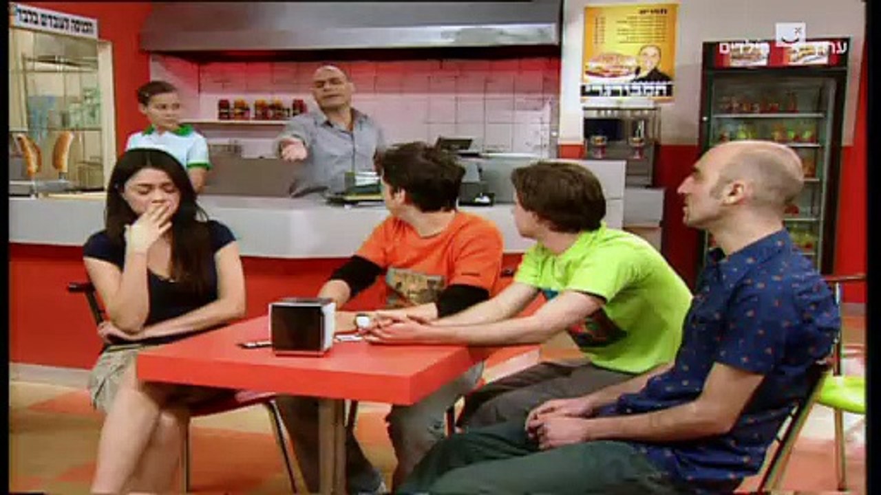 הפיג'מות עונה 4 פרק 25 מכירת חיסול סוף עונה