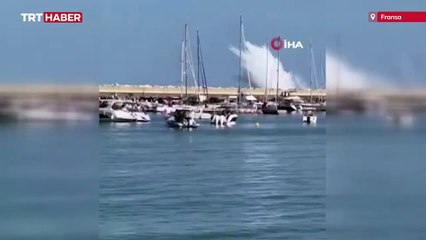 Fransa’da eğitim uçağı denize düştü: 1 ölü