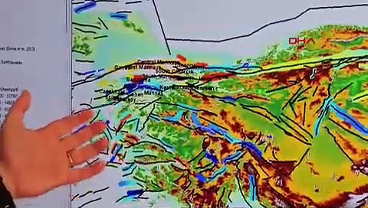 Fayları inceleyen Prof. Dr. Kutoğlu: En büyük tehlike Pamukova-Geyve, Gemlik Körfezi, Bandırma ve İzmir çevresinde