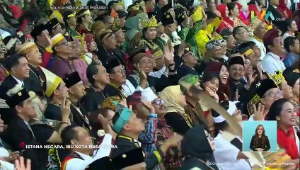 Kode Kang Emil Hadiri HUT RI Pakai Adat Betawi