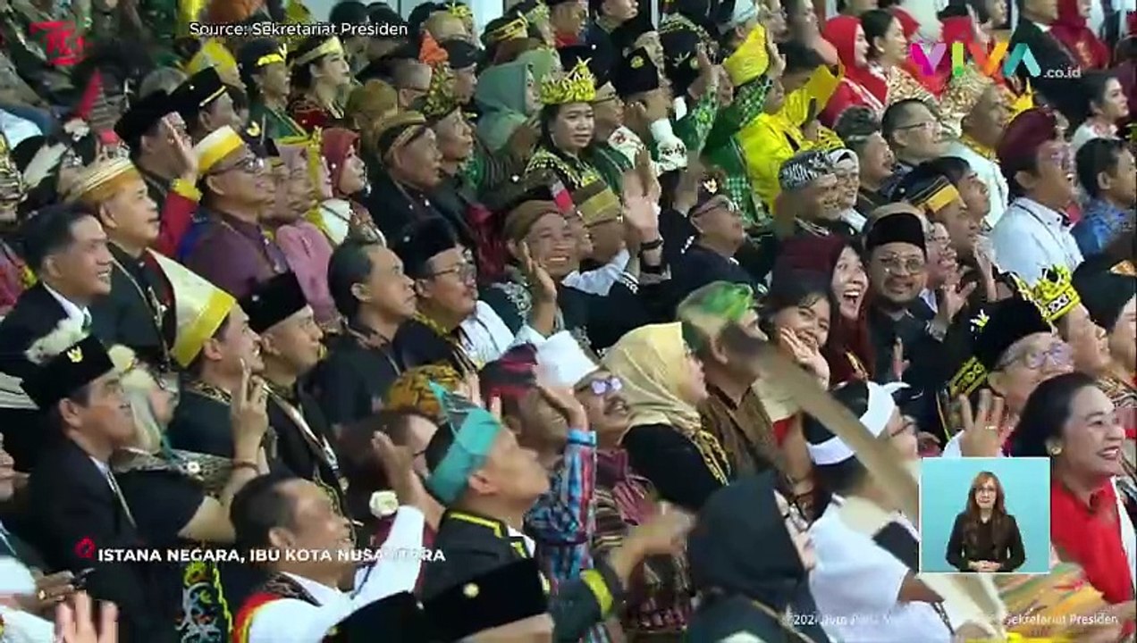 Kode Kang Emil Hadiri HUT RI Pakai Adat Betawi
